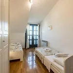 Soul House Pola Split