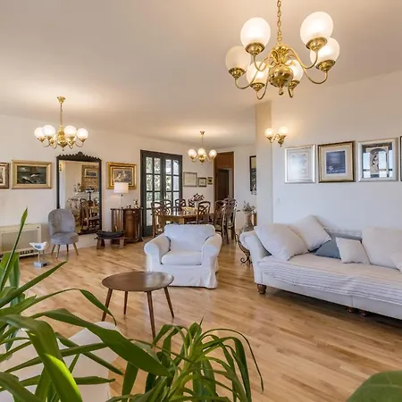 Soul House Pola Appartement *